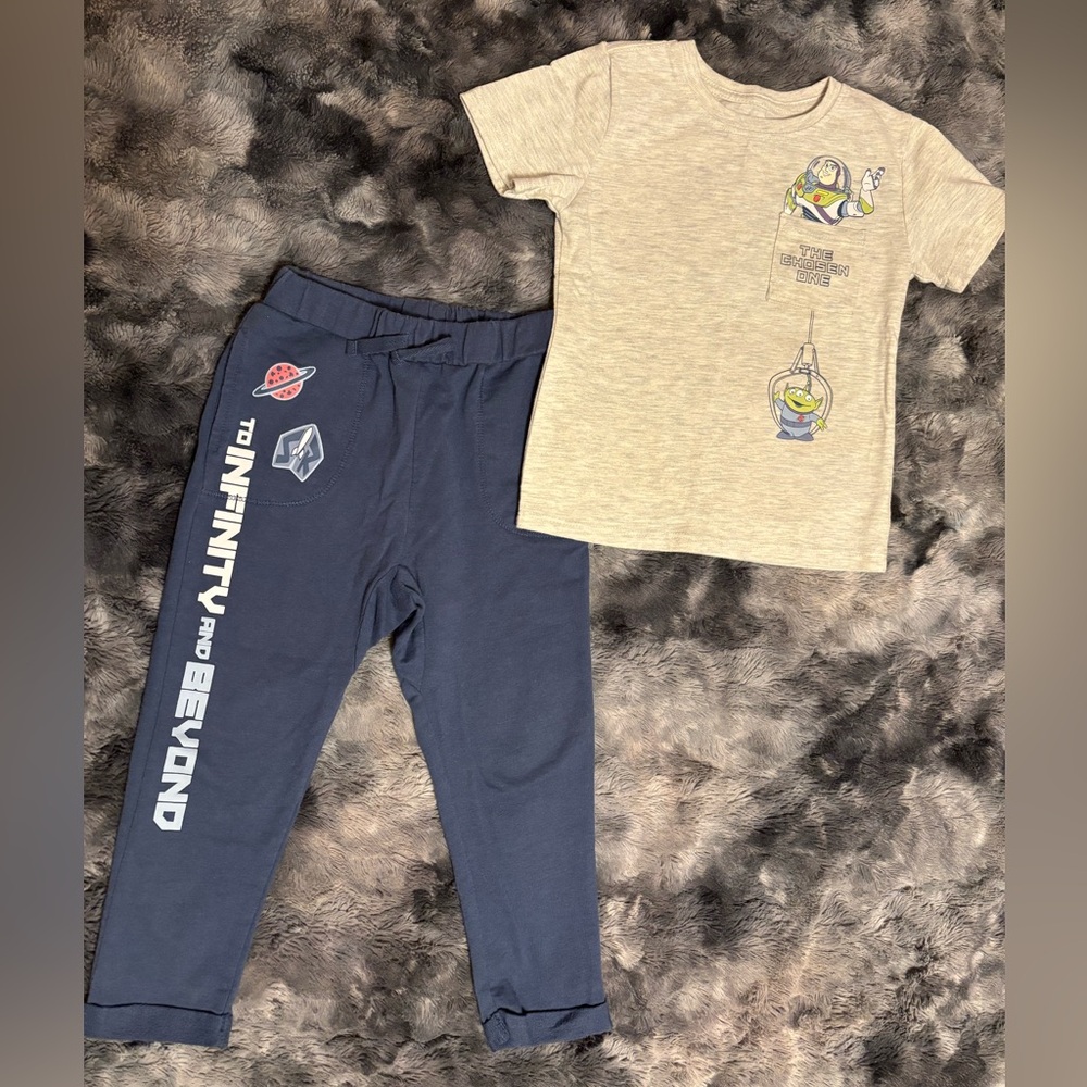 Toy Story Buzz Lightyear t-shirt and matching joggers size 3T